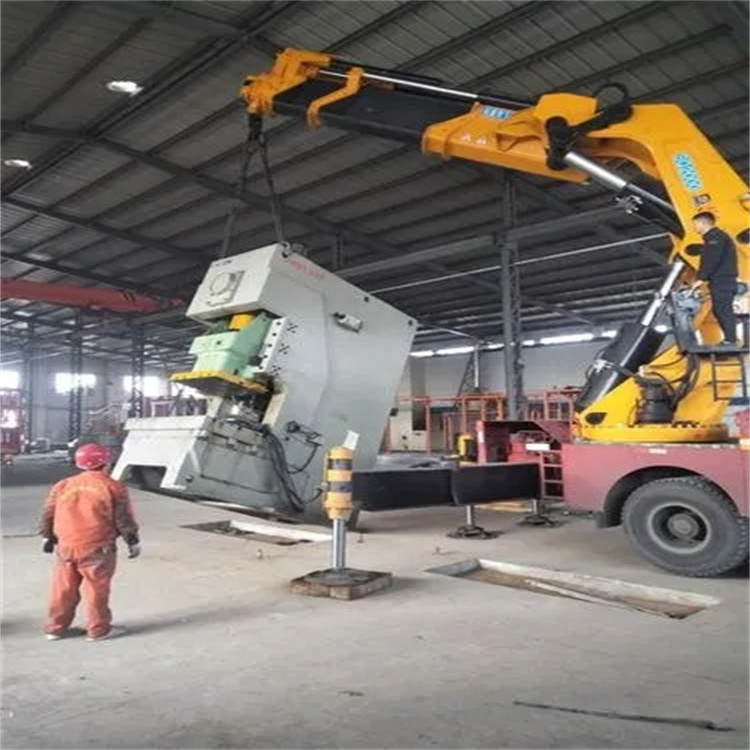 泰兴80吨折臂吊车出租附近电话