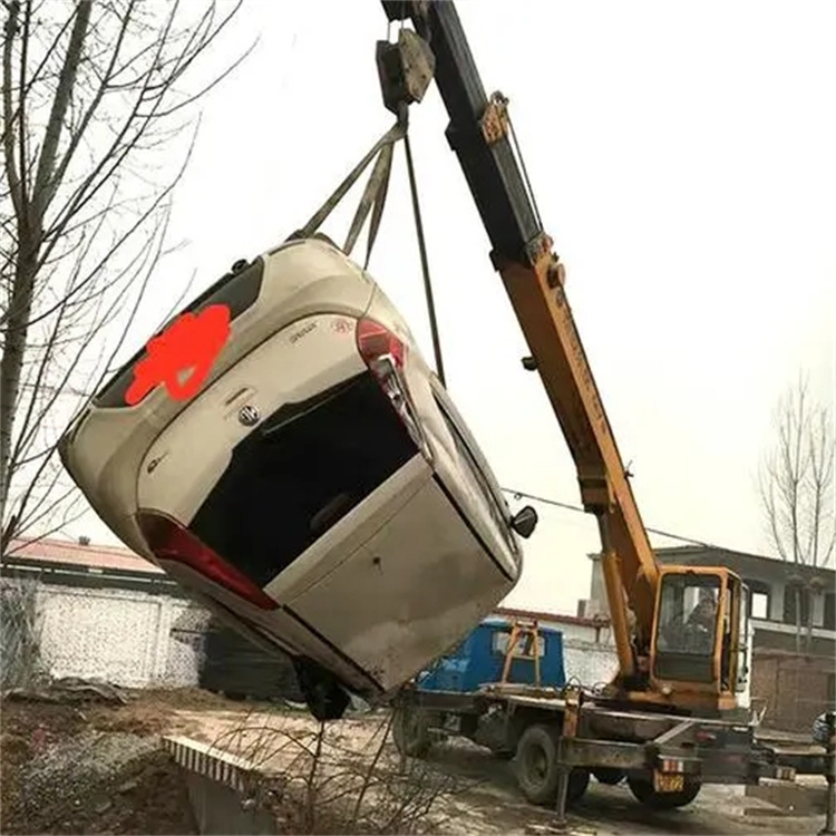 泰兴随时待命，吊车24小时道路救援服务全解析